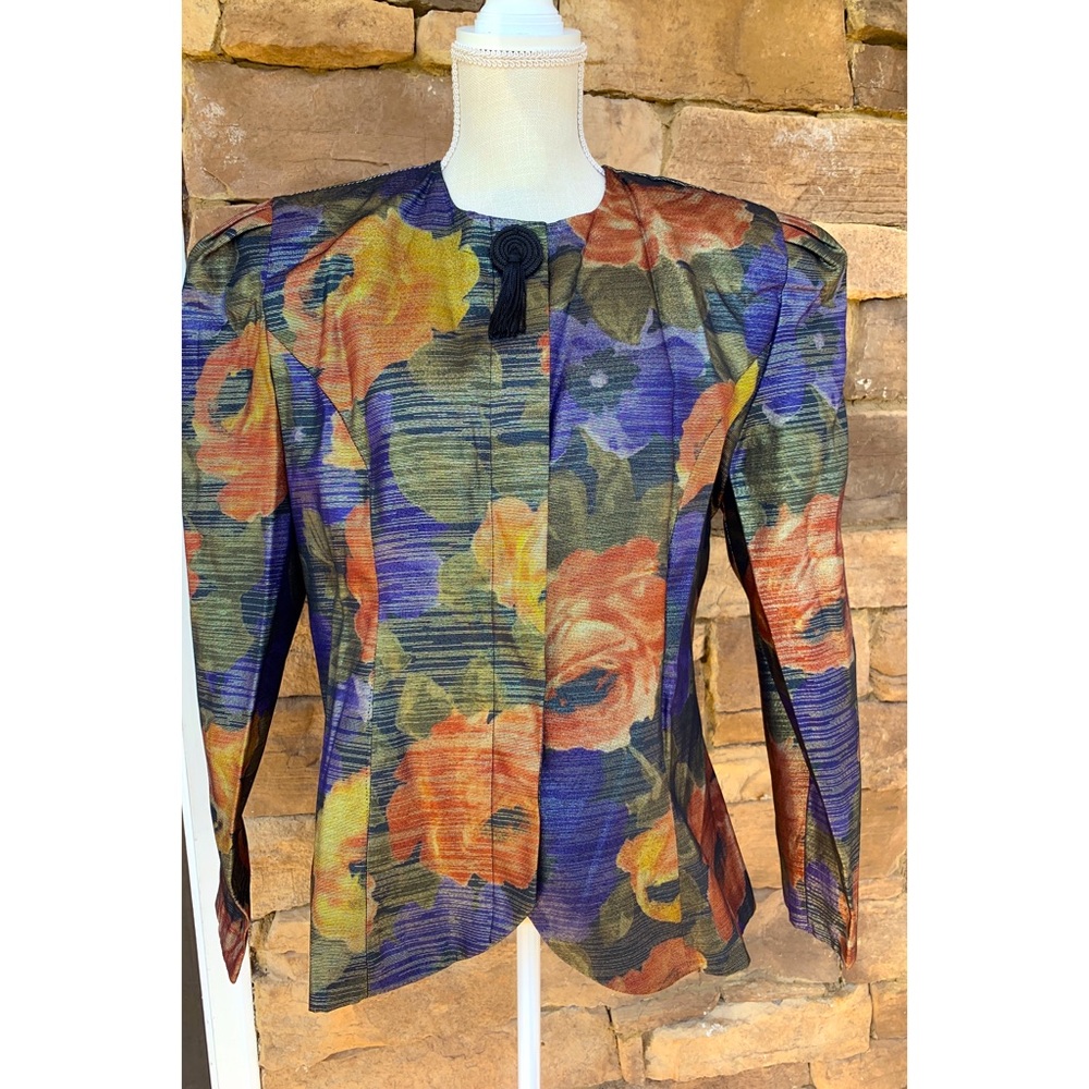 Beautiful Shiny Organza Blazer. No style tag